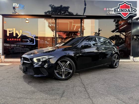 MERCEDES-BENZ A 250 2.0 CGI GASOLINA SPORT 7G-DCT MERCEDES-BENZ A 250 2.0 CGI GASOLINA SPORT 7G-DCT